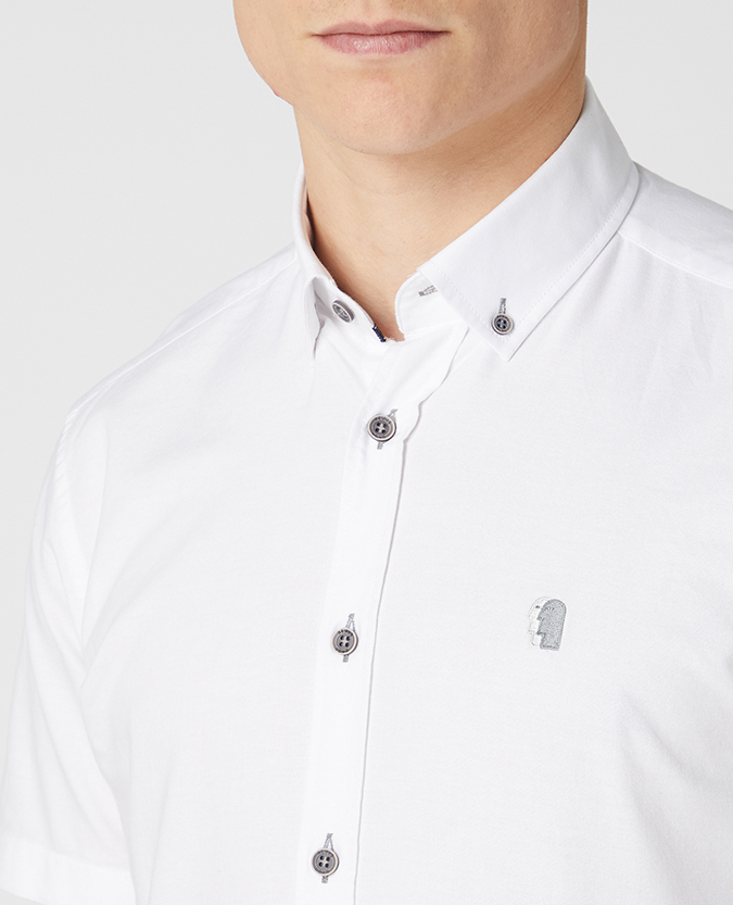 Tapered Fit Oxford Cotton Short Sleeve Shirt