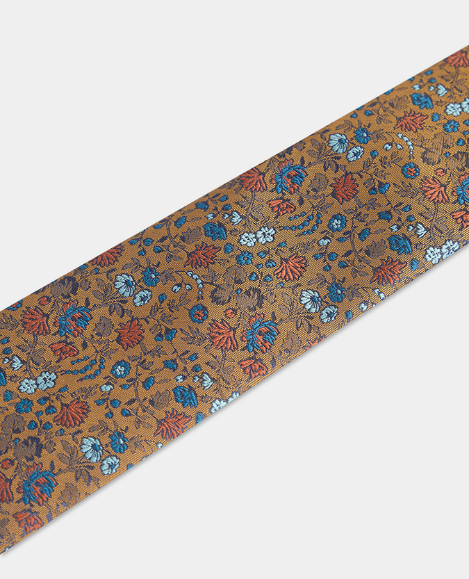 Floral tie