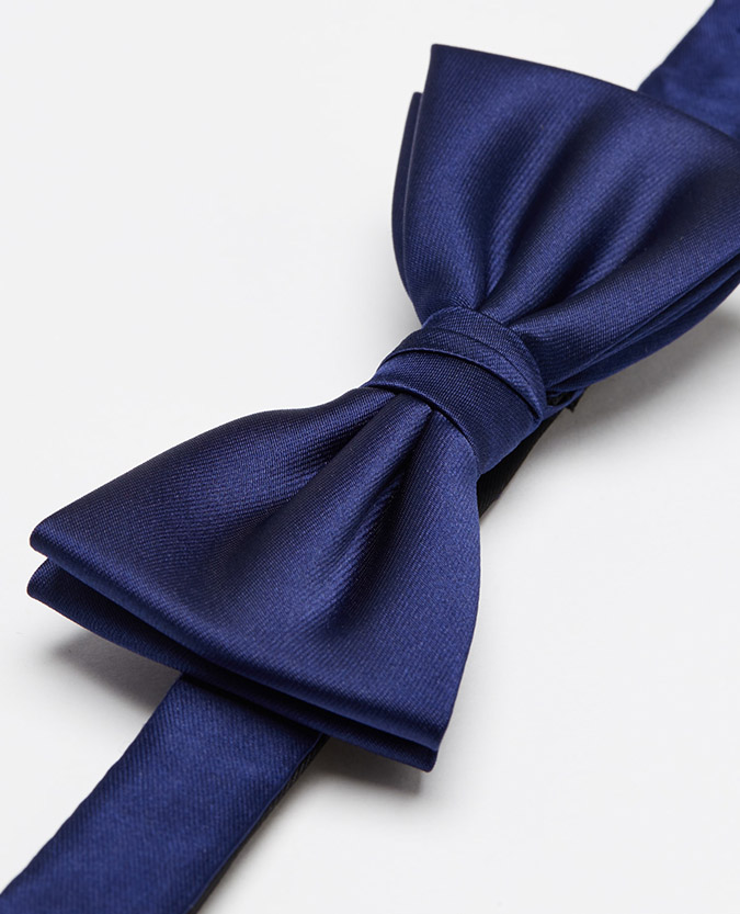 Plain Design Bow Tie