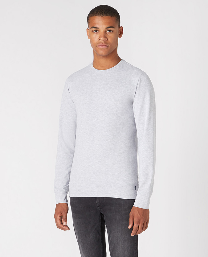 Tapered Fit Cotton-Stretch Long Sleeve T-Shirt