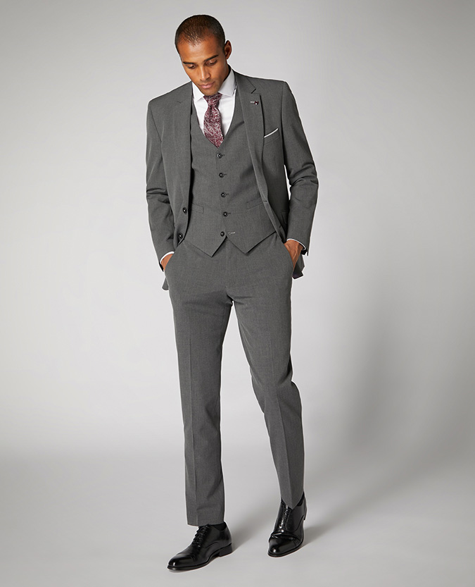 Tapered fit polyviscose stretch 3 piece suit
